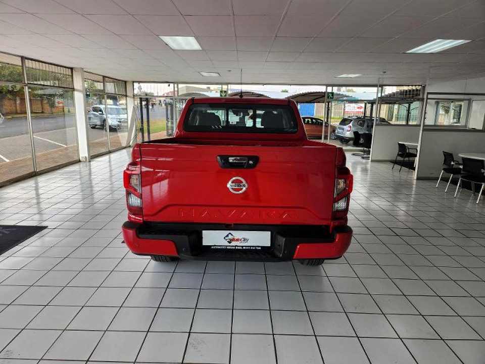 Photo 4 of 15
