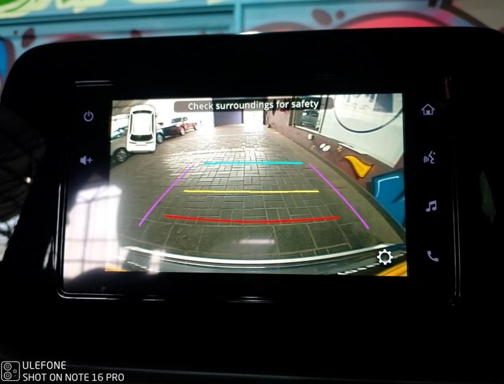Photo 10 of 14