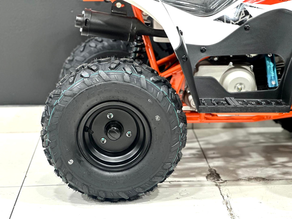 Photo 9 of 15