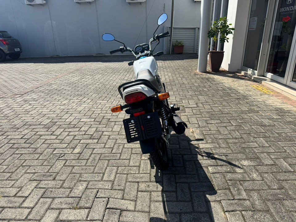 Photo 3 of 12