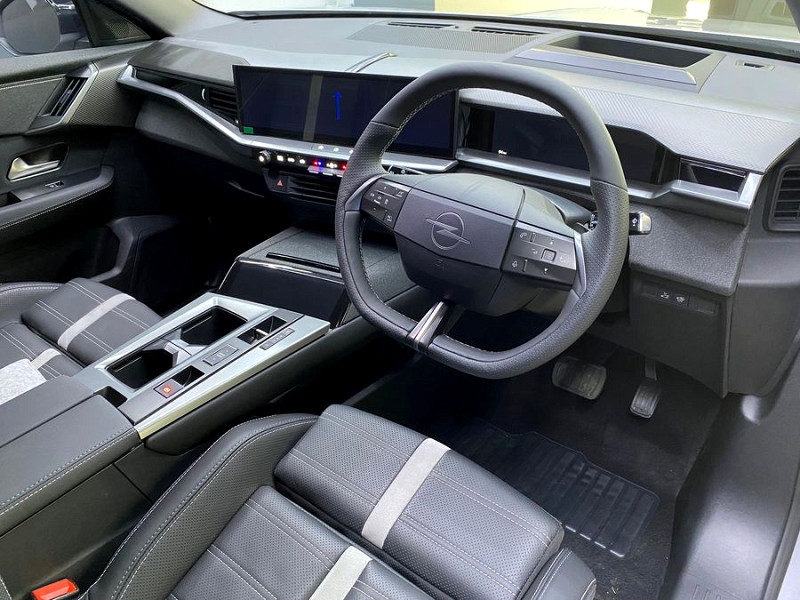 Photo 7 of 20