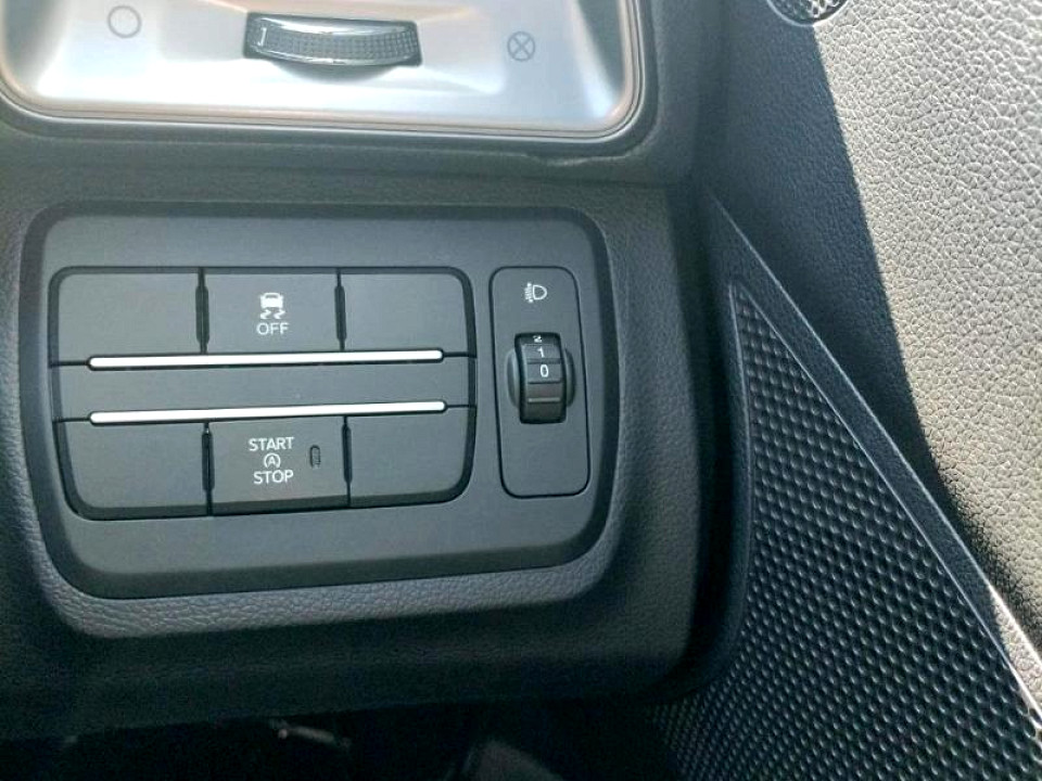 Photo 18 of 19