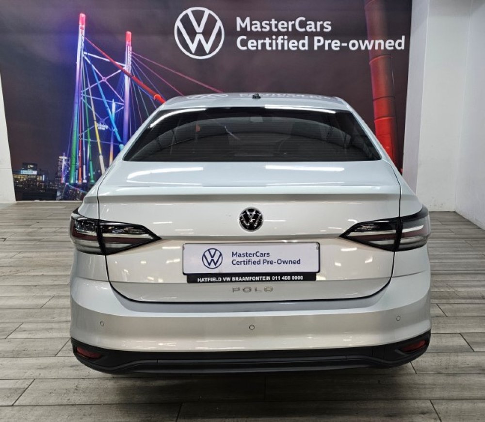 Photo 11 of 12
