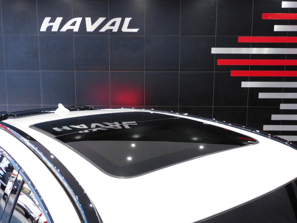 Photo 13 of 28