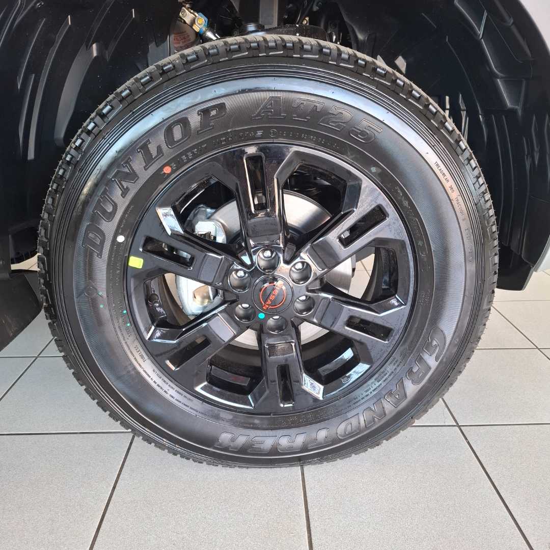 Photo 11 of 27