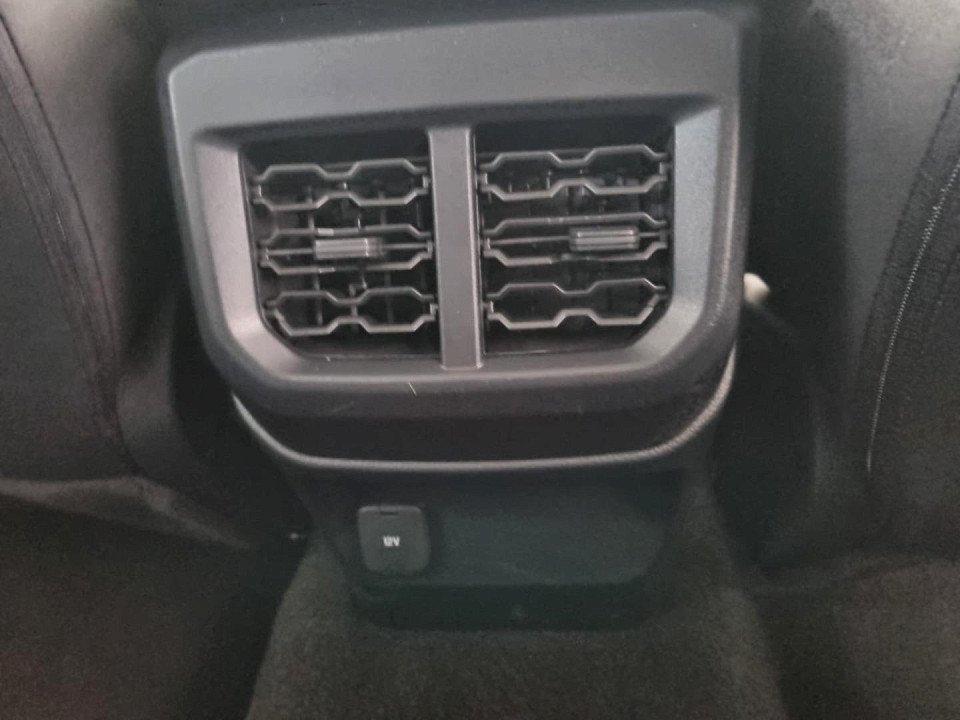 Photo 19 of 24