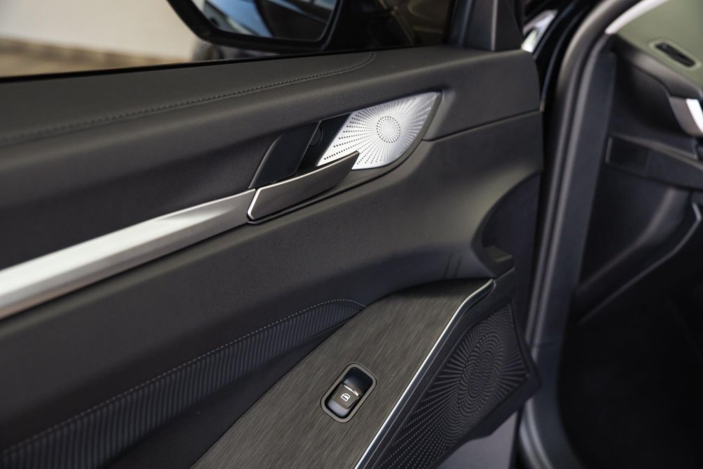 Photo 5 of 21