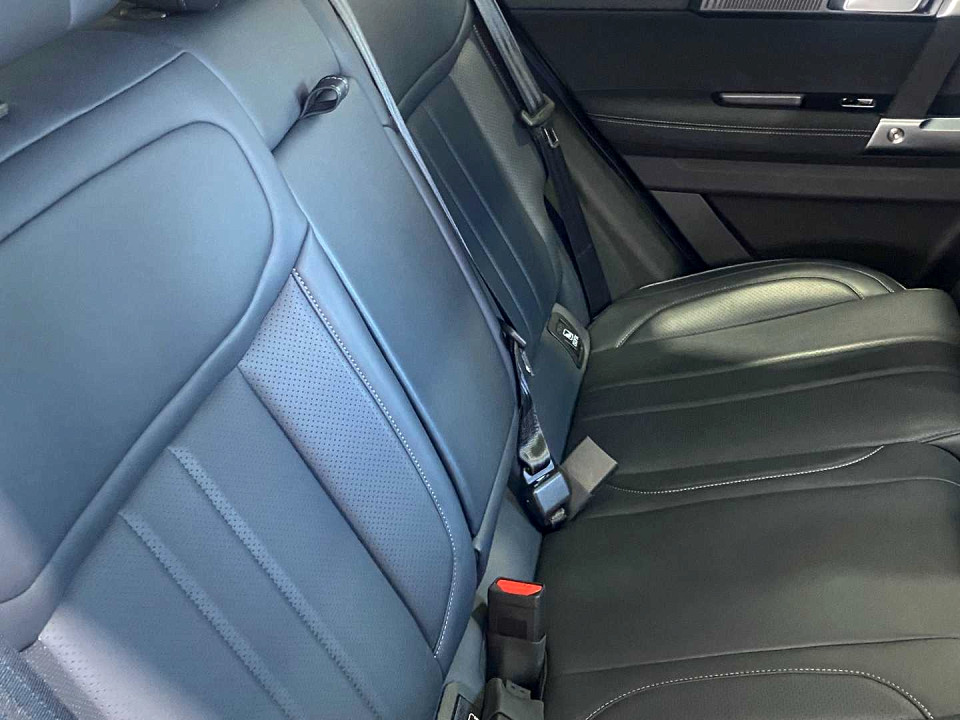 Photo 9 of 20
