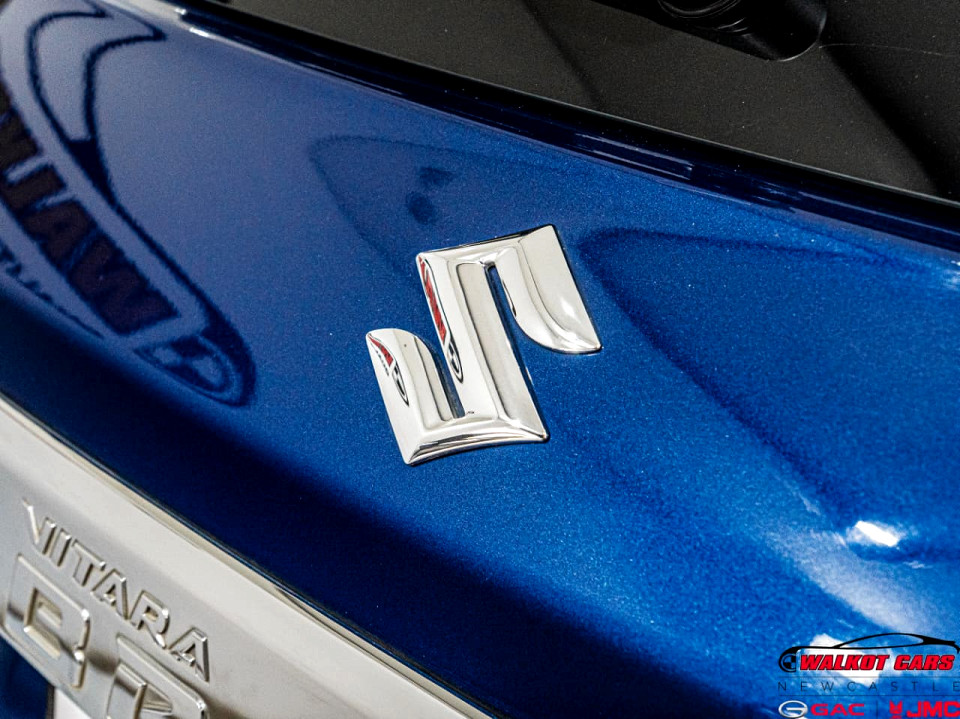 Photo 27 of 30