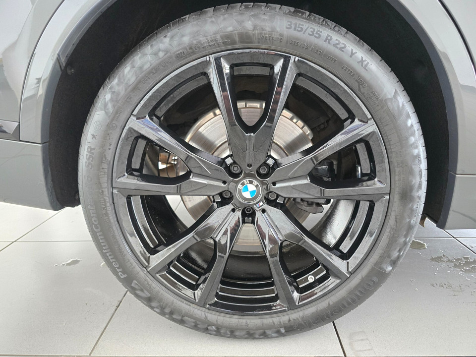 Photo 10 of 24