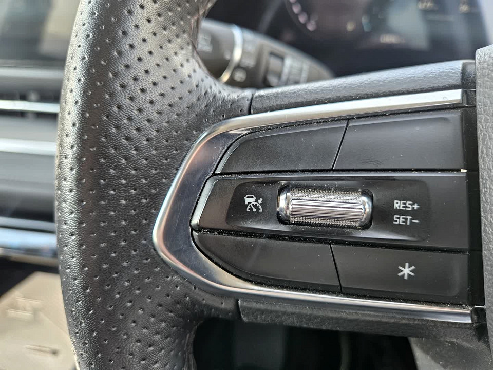Photo 9 of 15