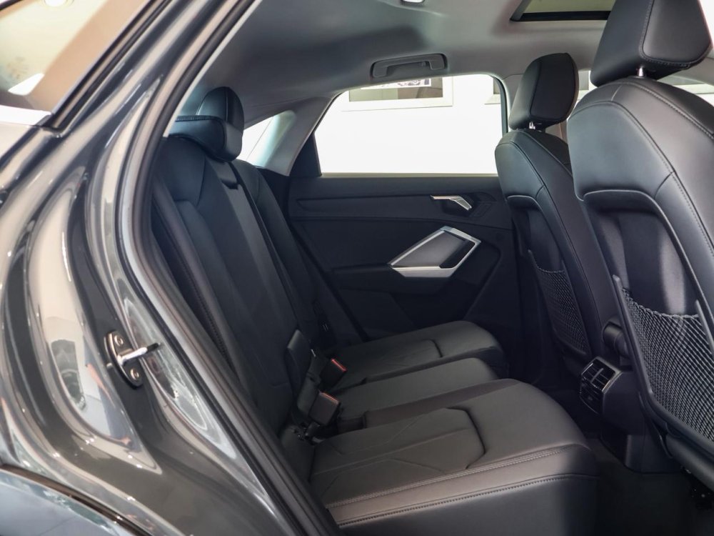 Photo 12 of 19
