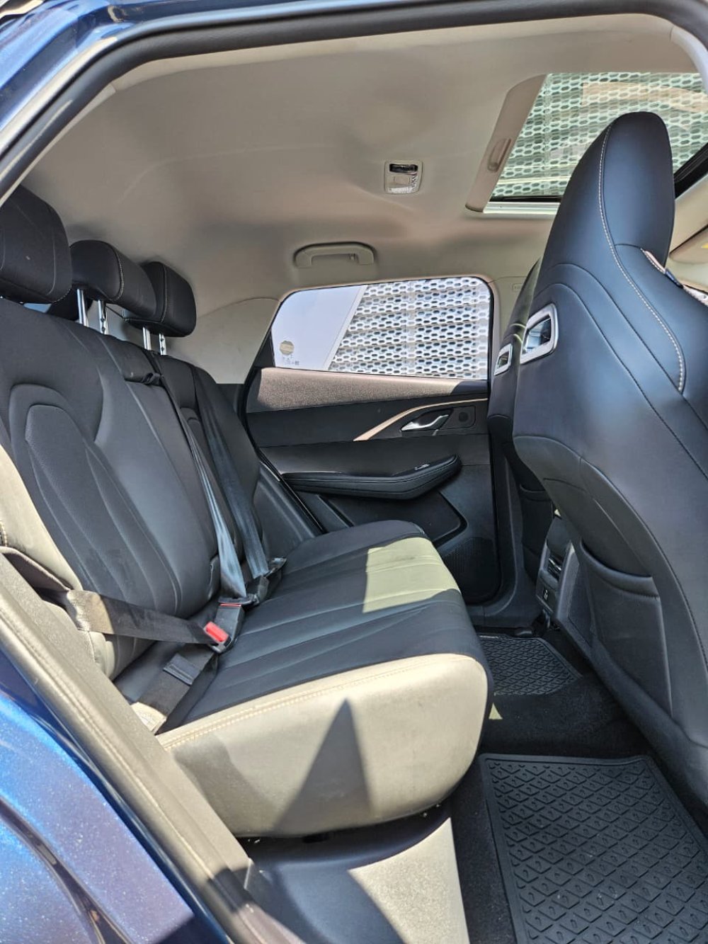 Photo 9 of 16