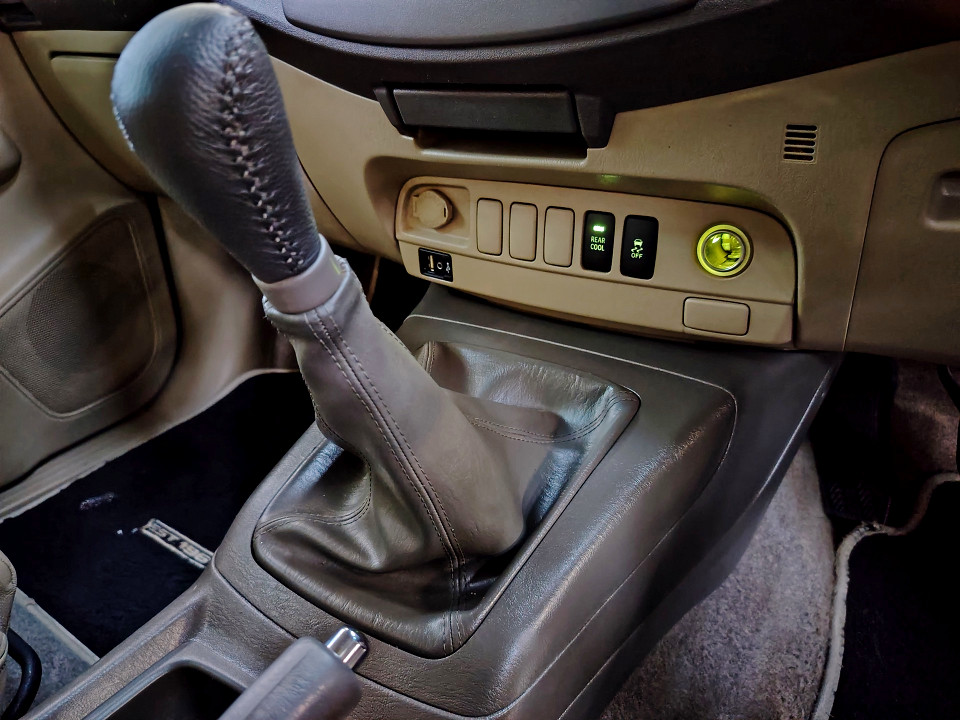 Photo 11 of 30