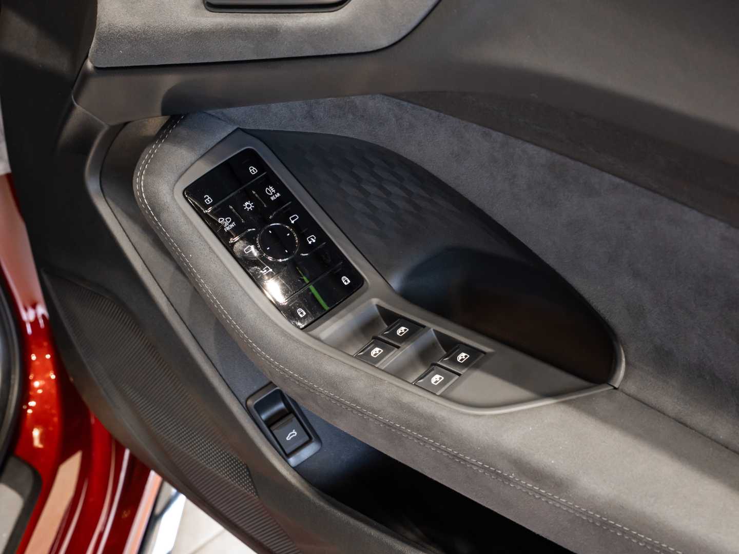 Photo 14 of 19