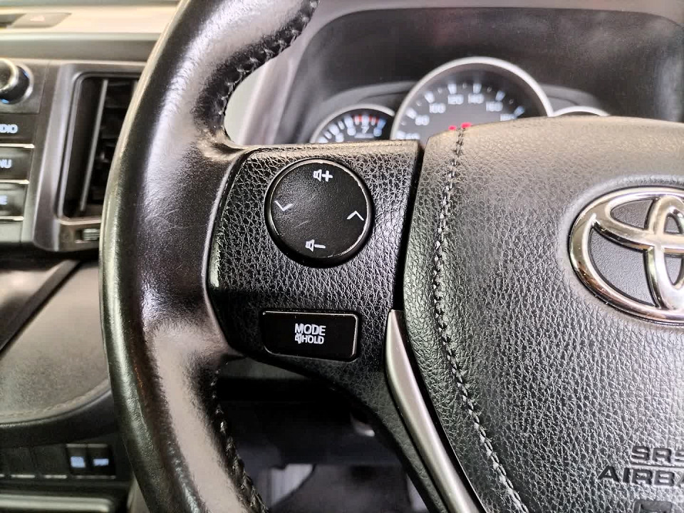 Photo 9 of 21