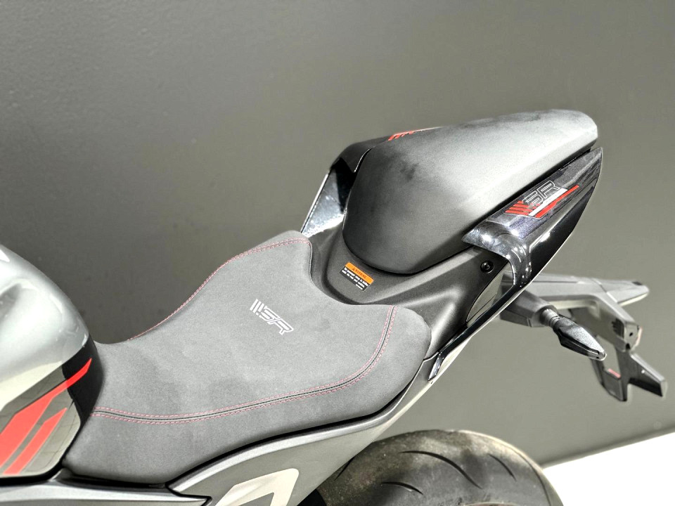 Photo 8 of 18