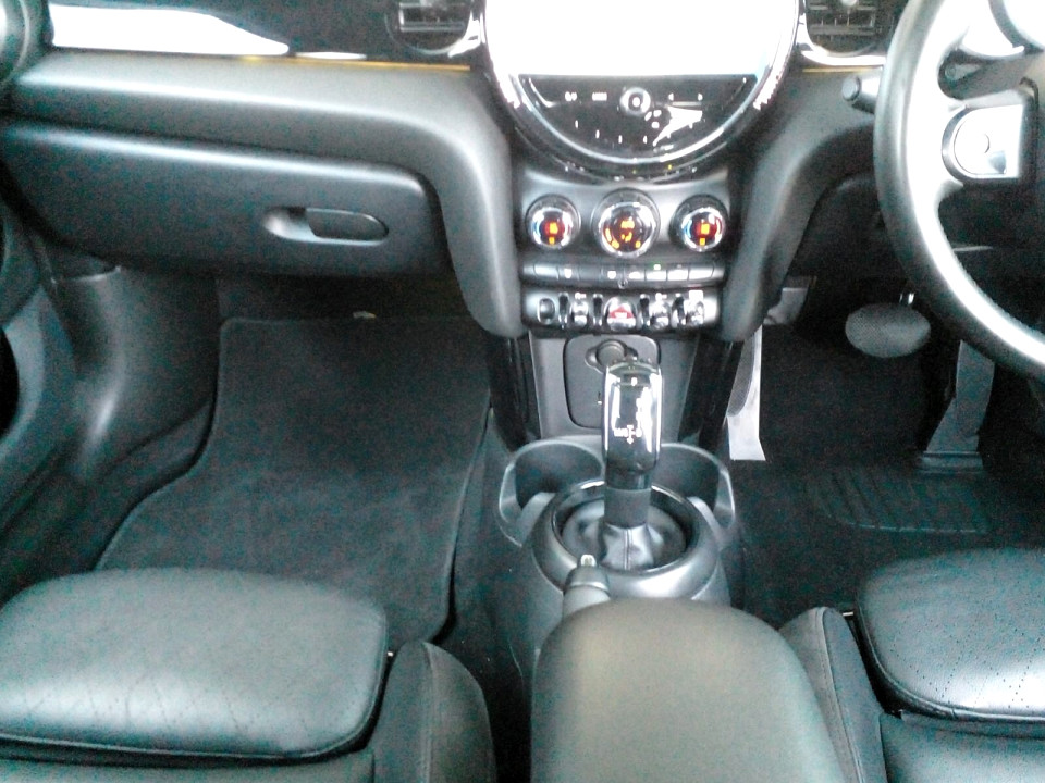 Photo 15 of 20
