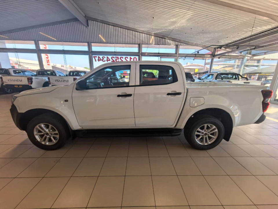 Photo 4 of 14