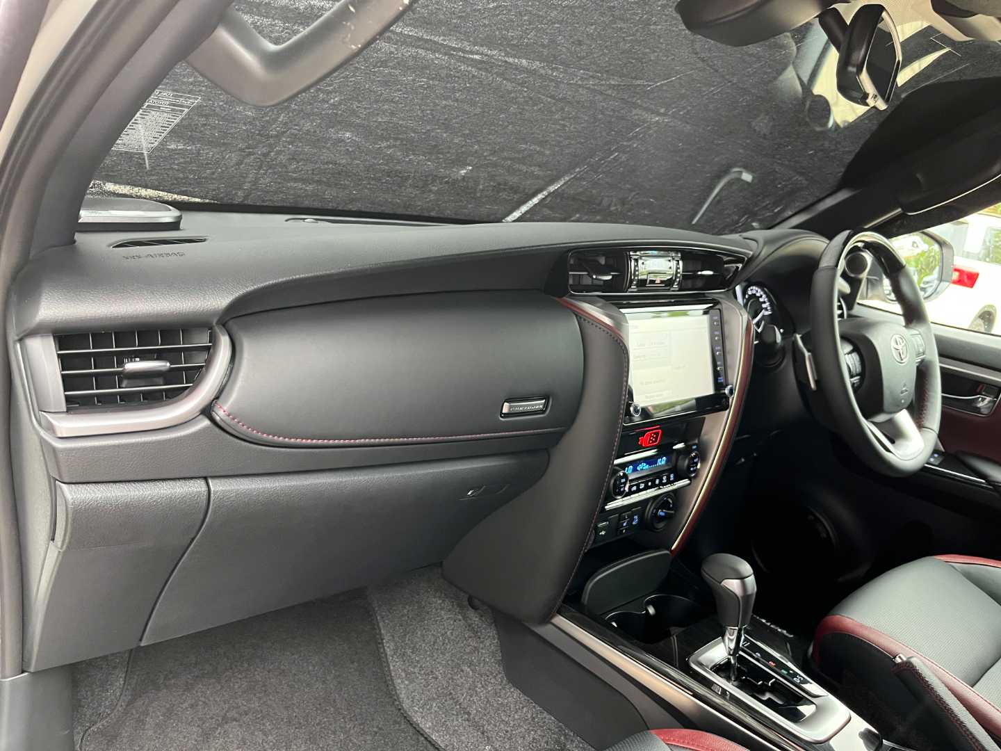 Photo 21 of 28
