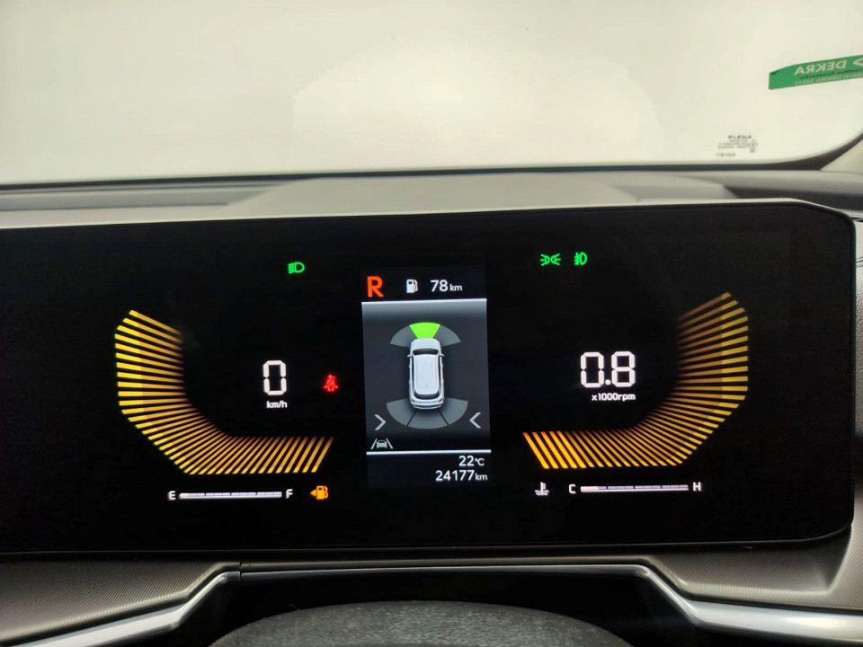Photo 12 of 28