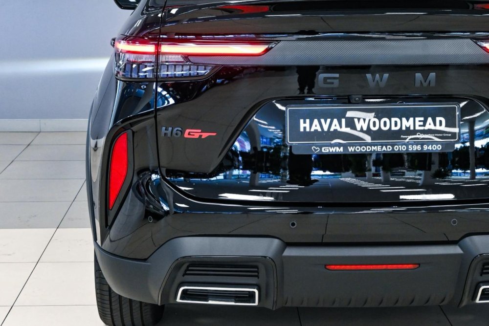Photo 21 of 24