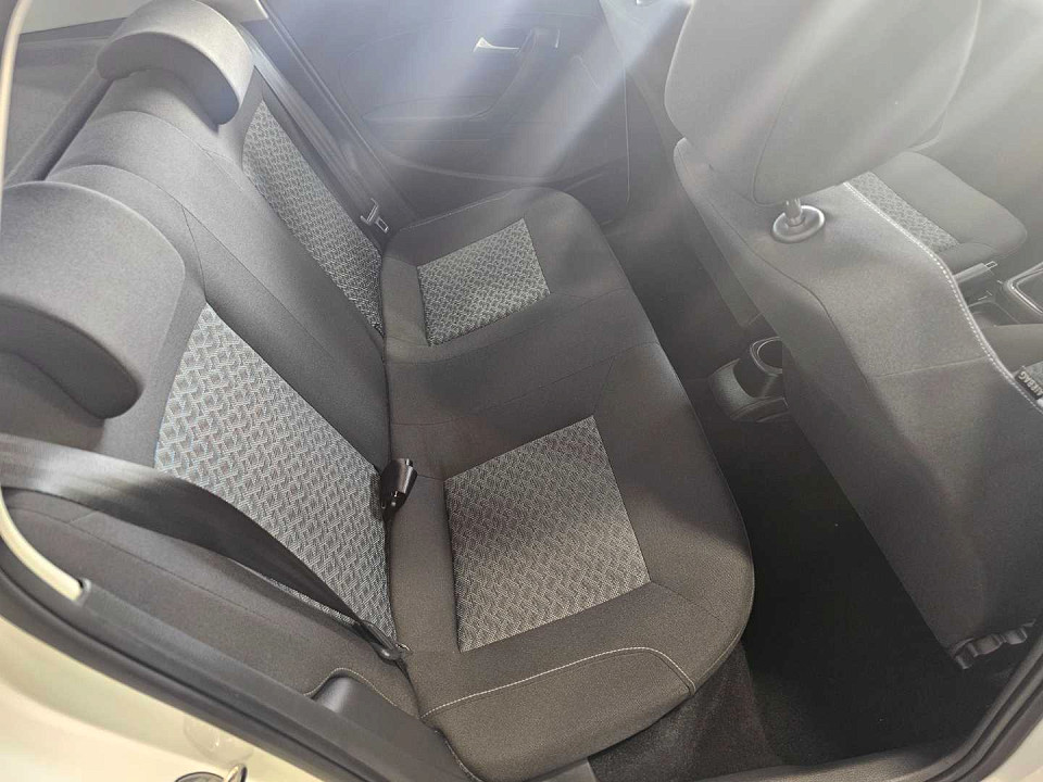 Photo 18 of 20