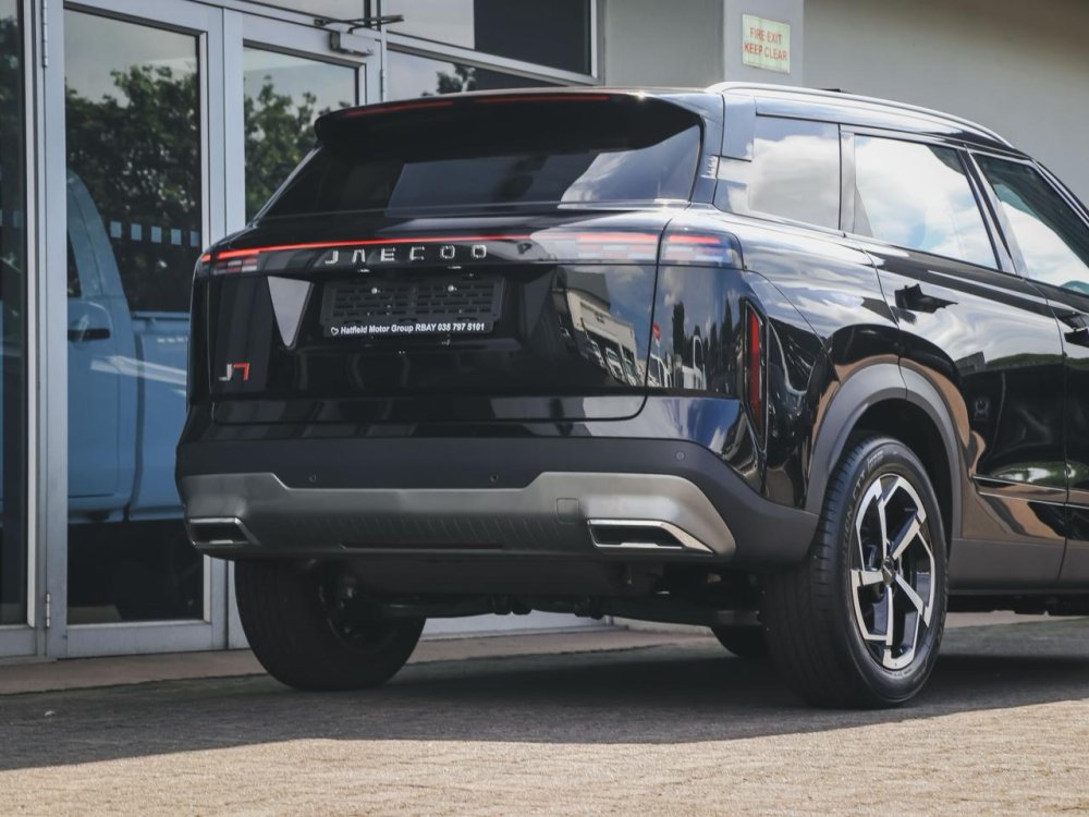 Photo 10 of 27