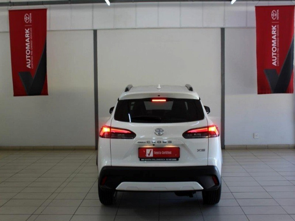 Photo 11 of 13