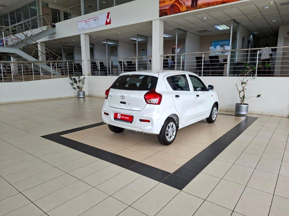 Photo 4 of 15