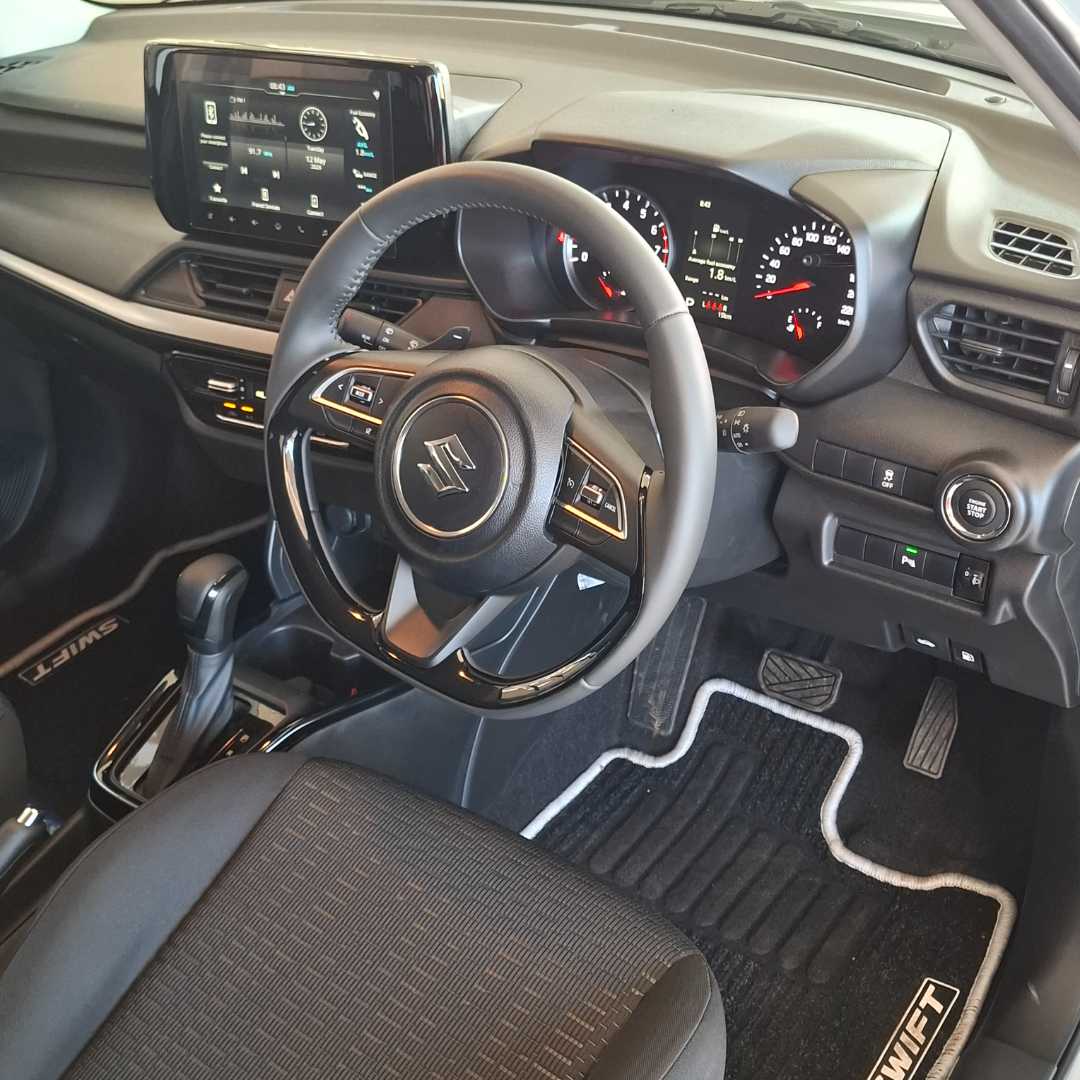 Photo 11 of 26