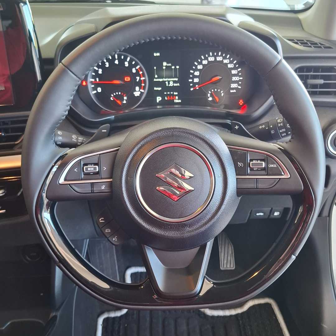 Photo 13 of 26