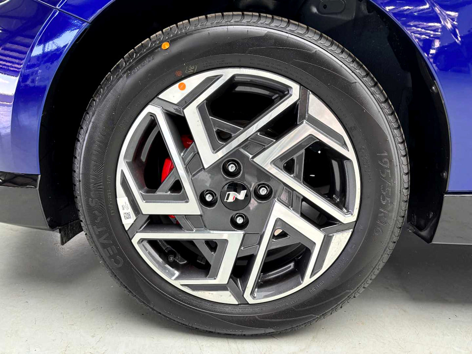 Photo 18 of 20