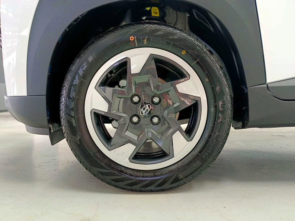 Photo 17 of 20