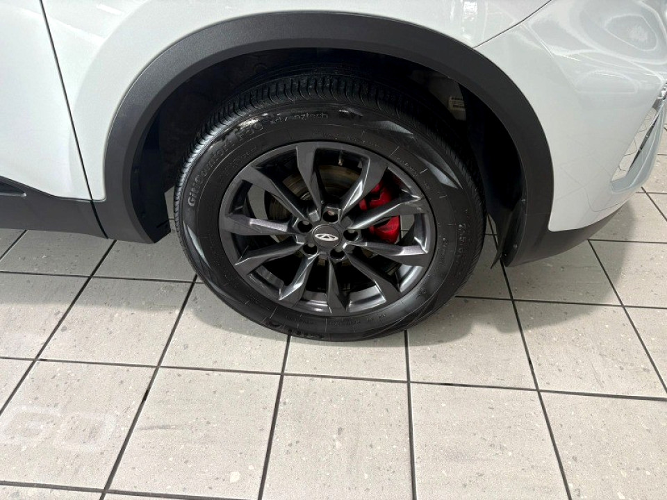 Photo 4 of 10