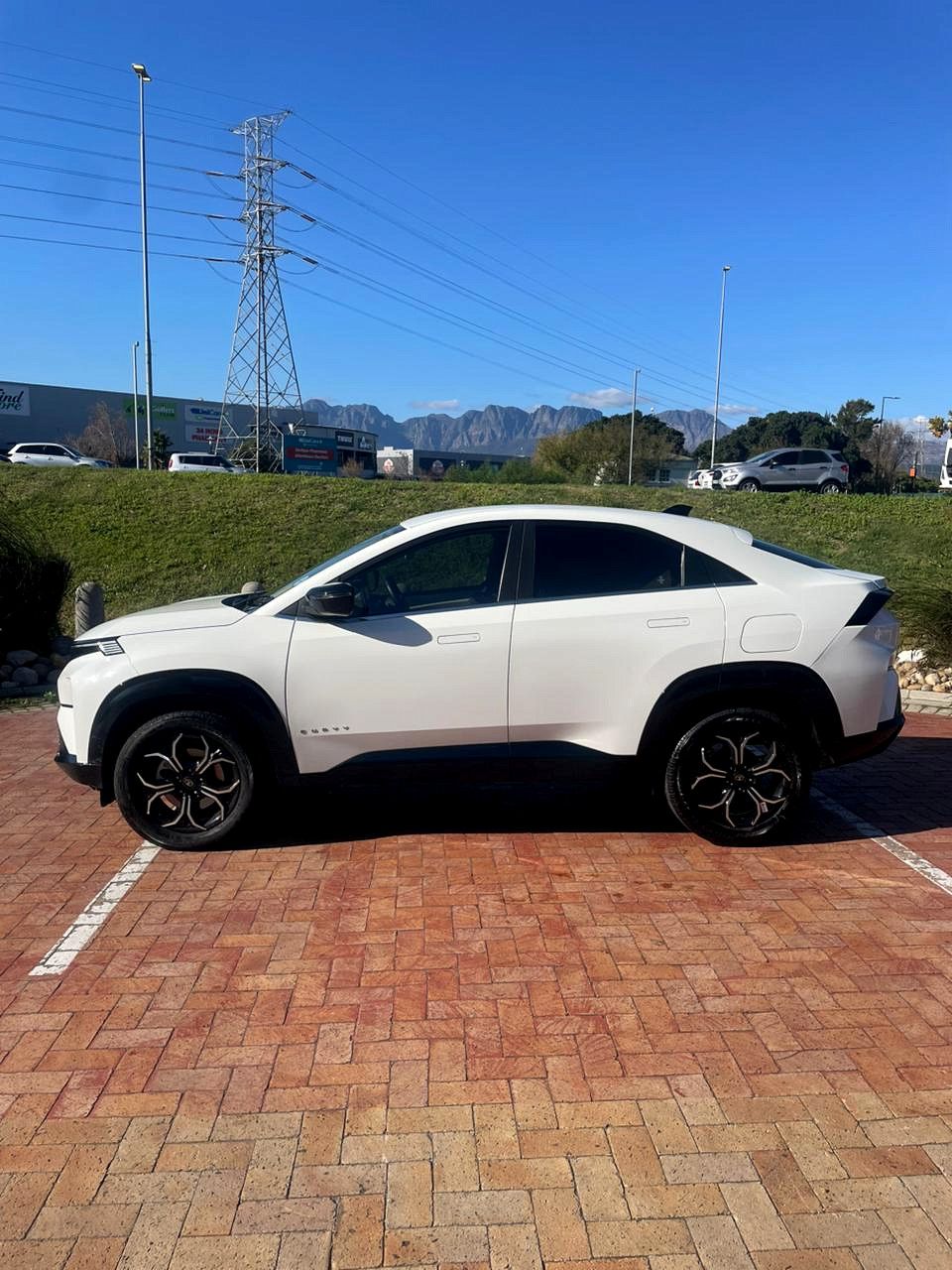 Photo 2 of 19