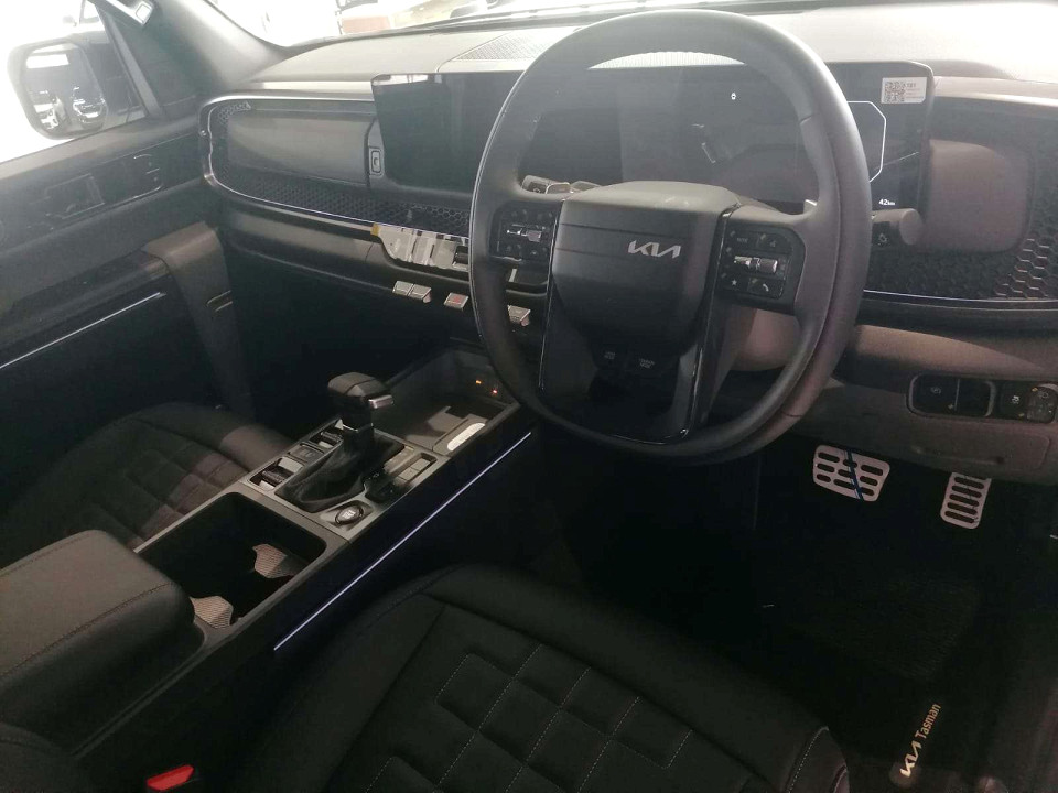 Photo 8 of 20