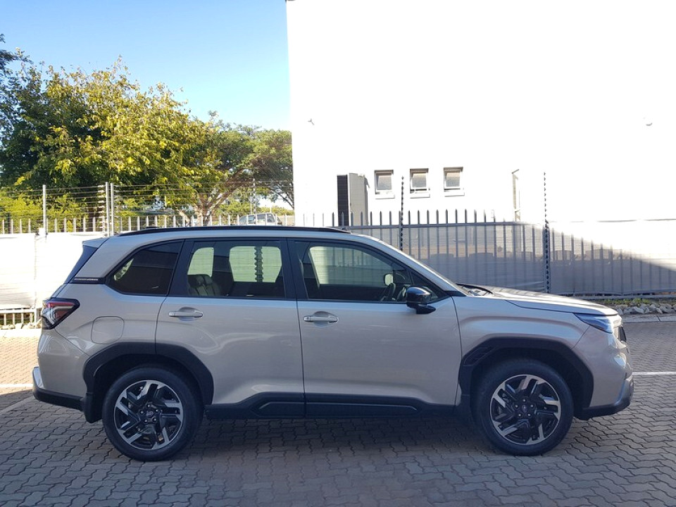 Photo 2 of 21