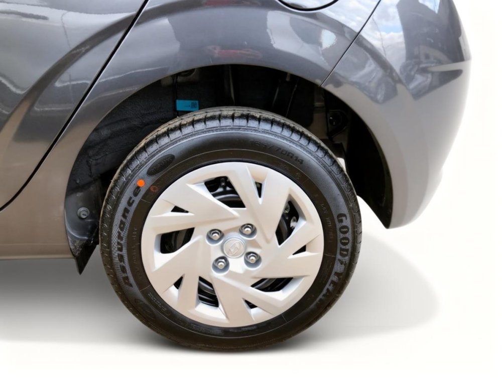 Photo 4 of 26