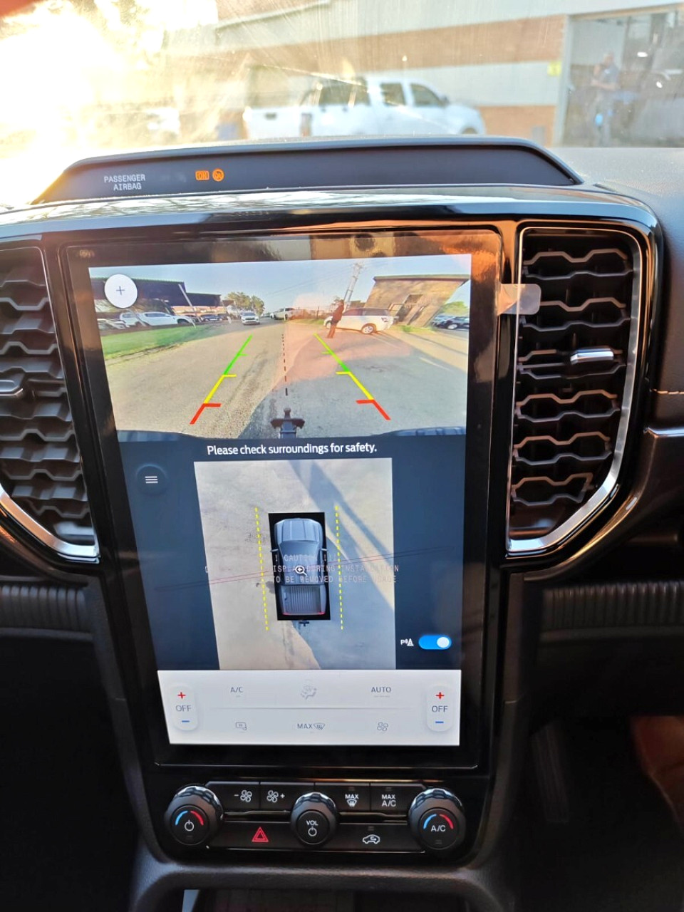 Photo 14 of 22