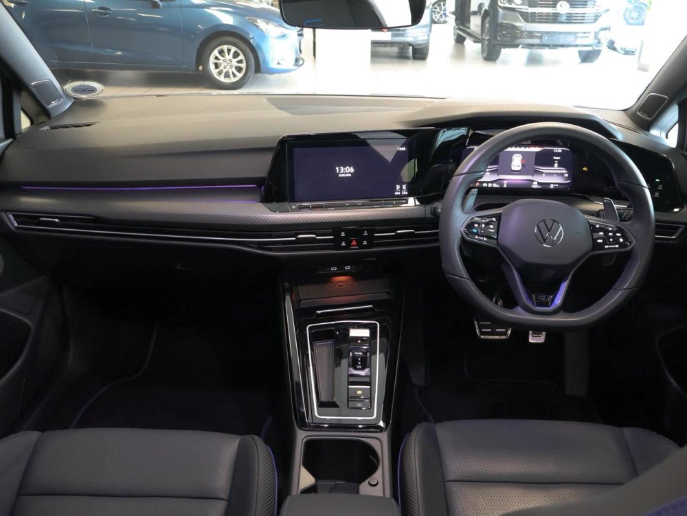 Photo 13 of 17