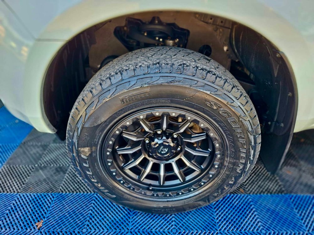 Photo 4 of 62