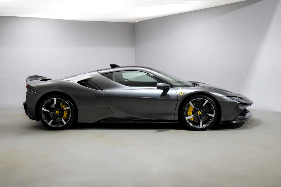 Photo 10 of 25