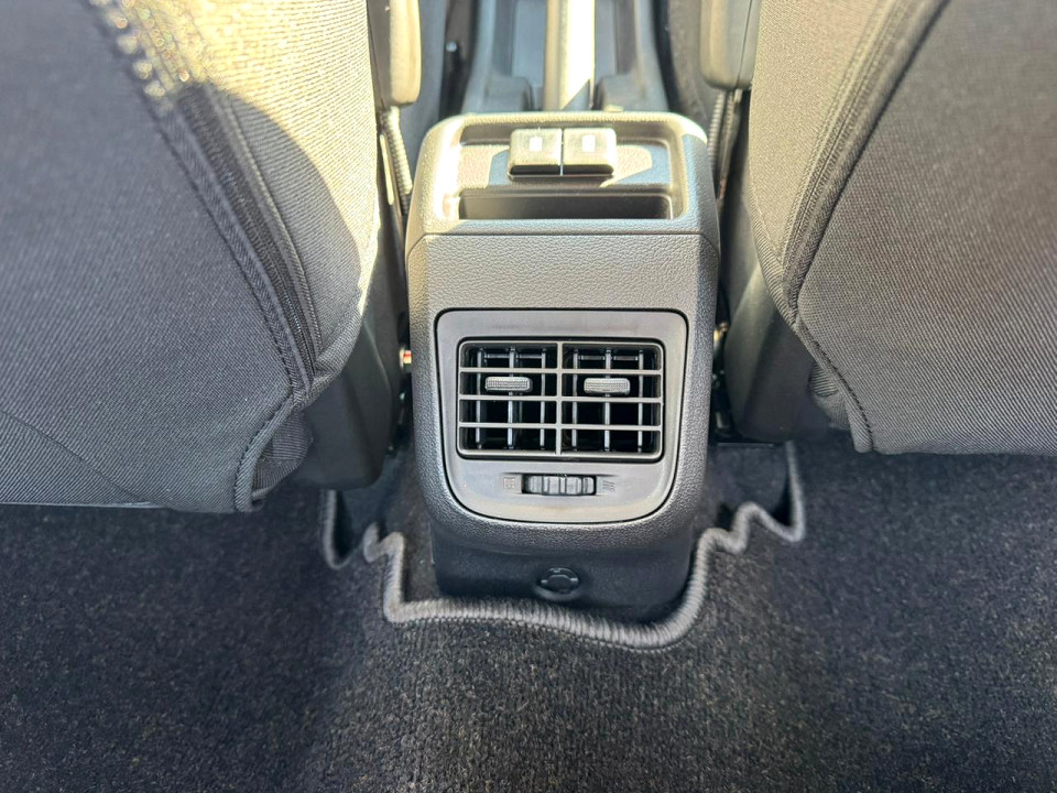 Photo 19 of 21
