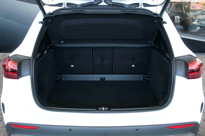 Photo 10 of 24
