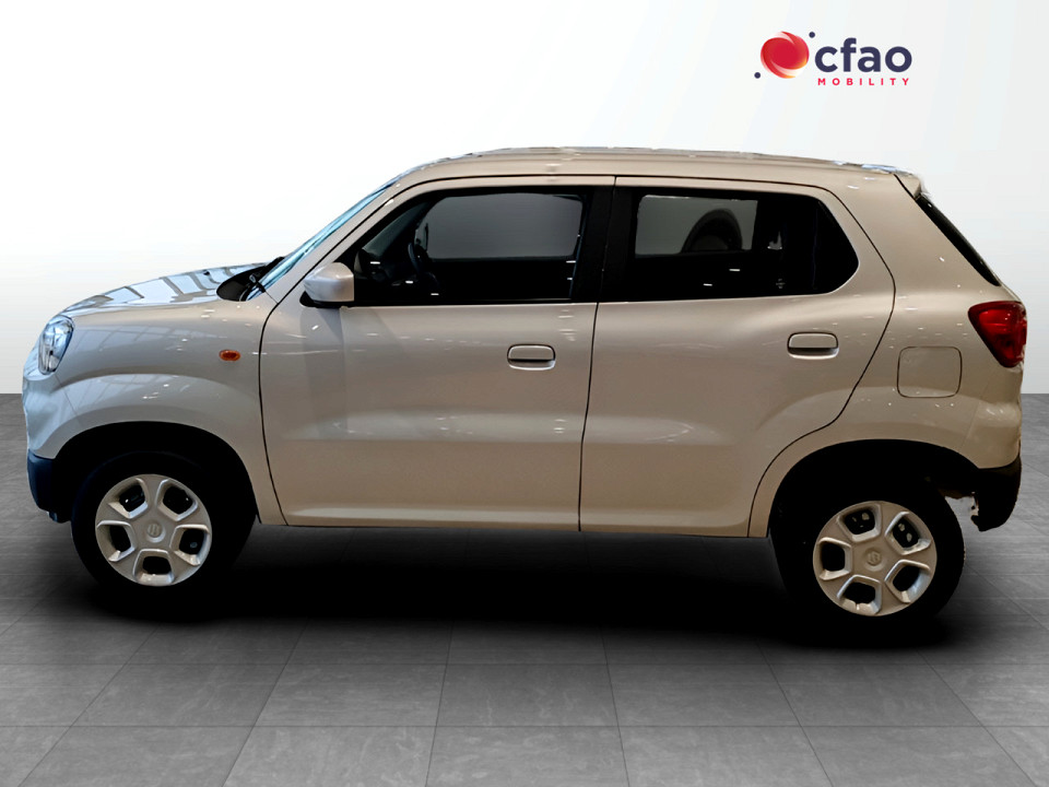 Photo 7 of 17