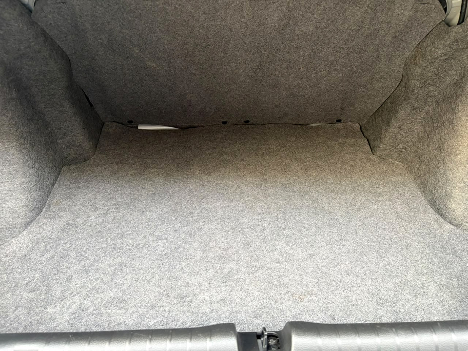 Photo 8 of 18