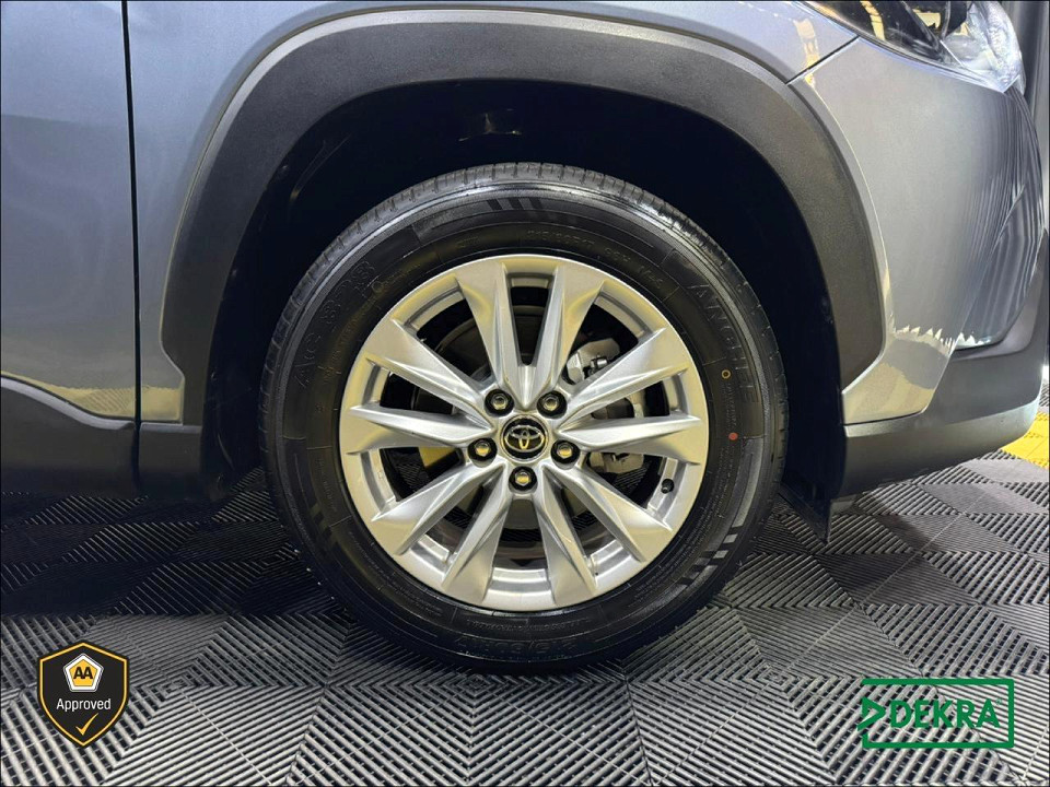 Photo 3 of 22