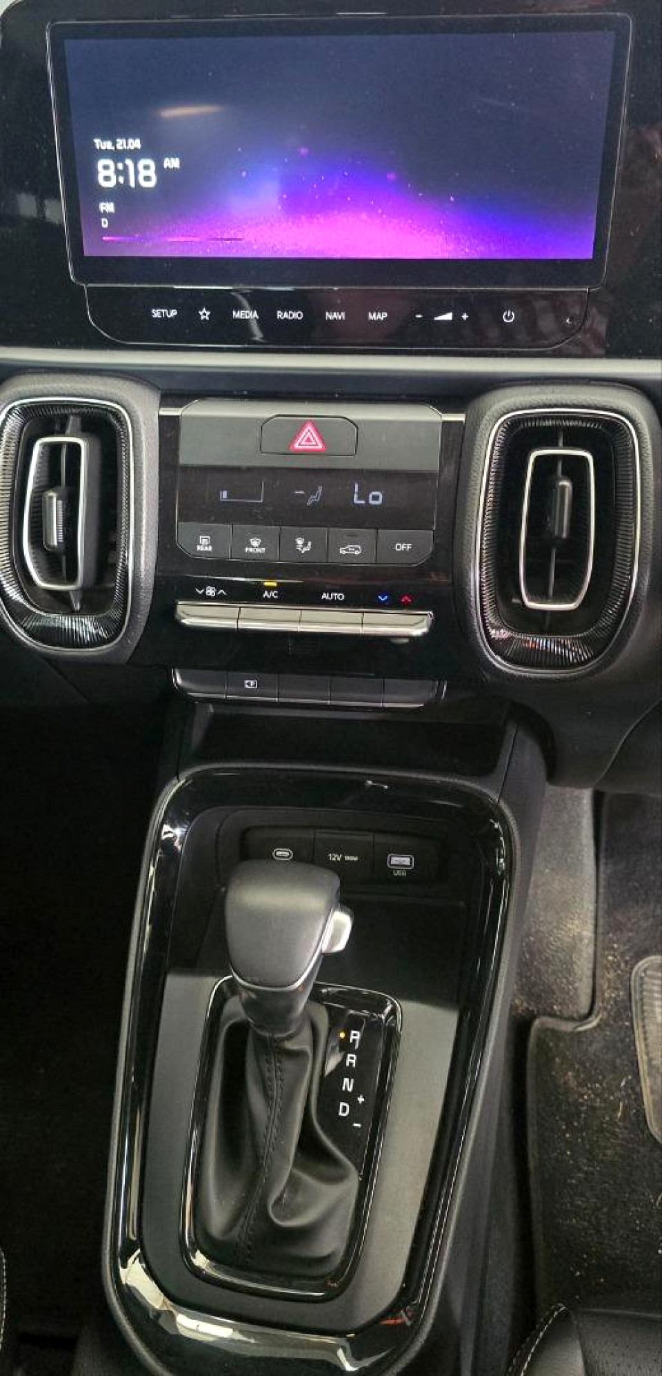 Photo 22 of 28