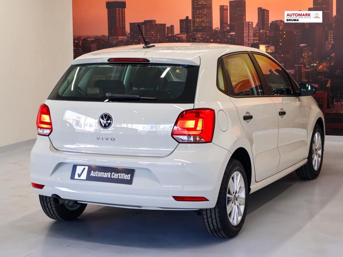 Photo 7 of 30